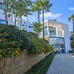 Apartamento Luxury With Sea View And Private Pool At Santa Barbara Heights El Faro