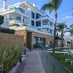 Luxury With Sea View And Private Pool At Santa Barbara Heights Apartamento *
